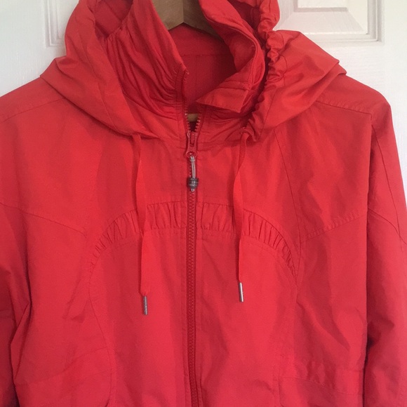 Lululemon jacket - Picture 3 of 8